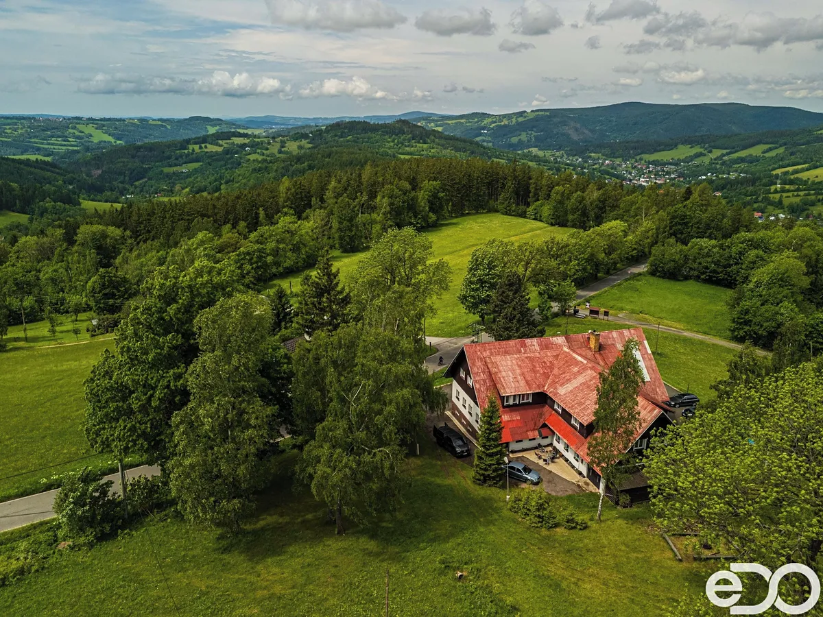 Prodej ubytovacího zařízení 906 m²